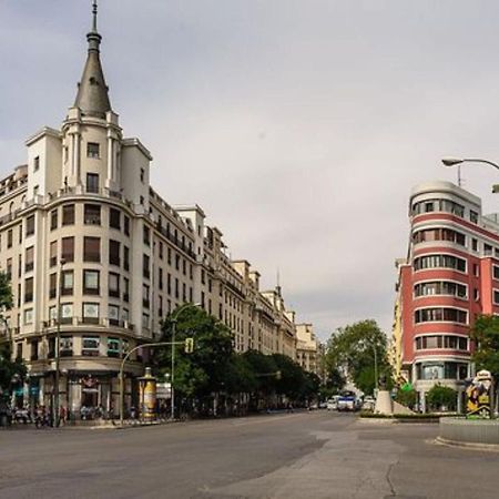 Aparteasy - Goya Ground Floor Studio Madrid Luaran gambar