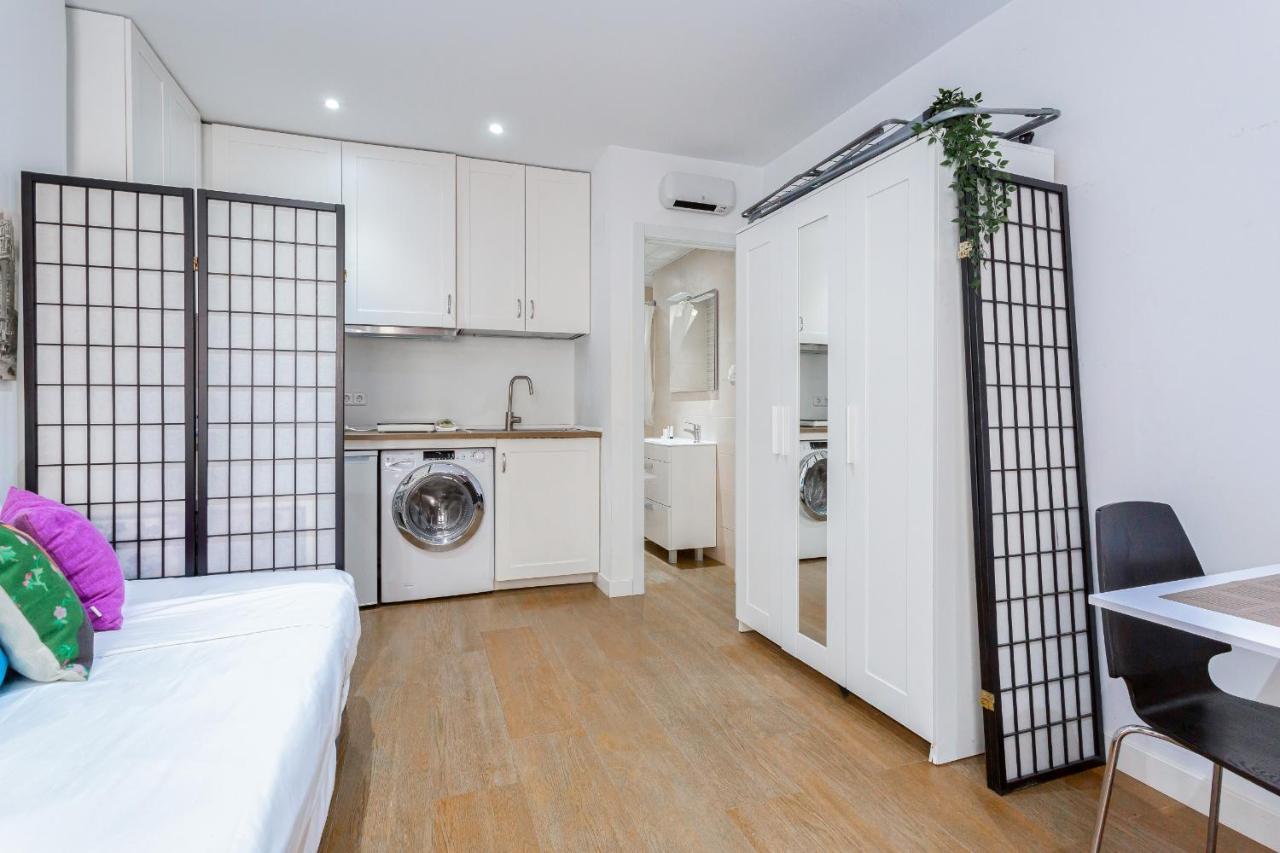 Aparteasy - Goya Ground Floor Studio Madrid Luaran gambar