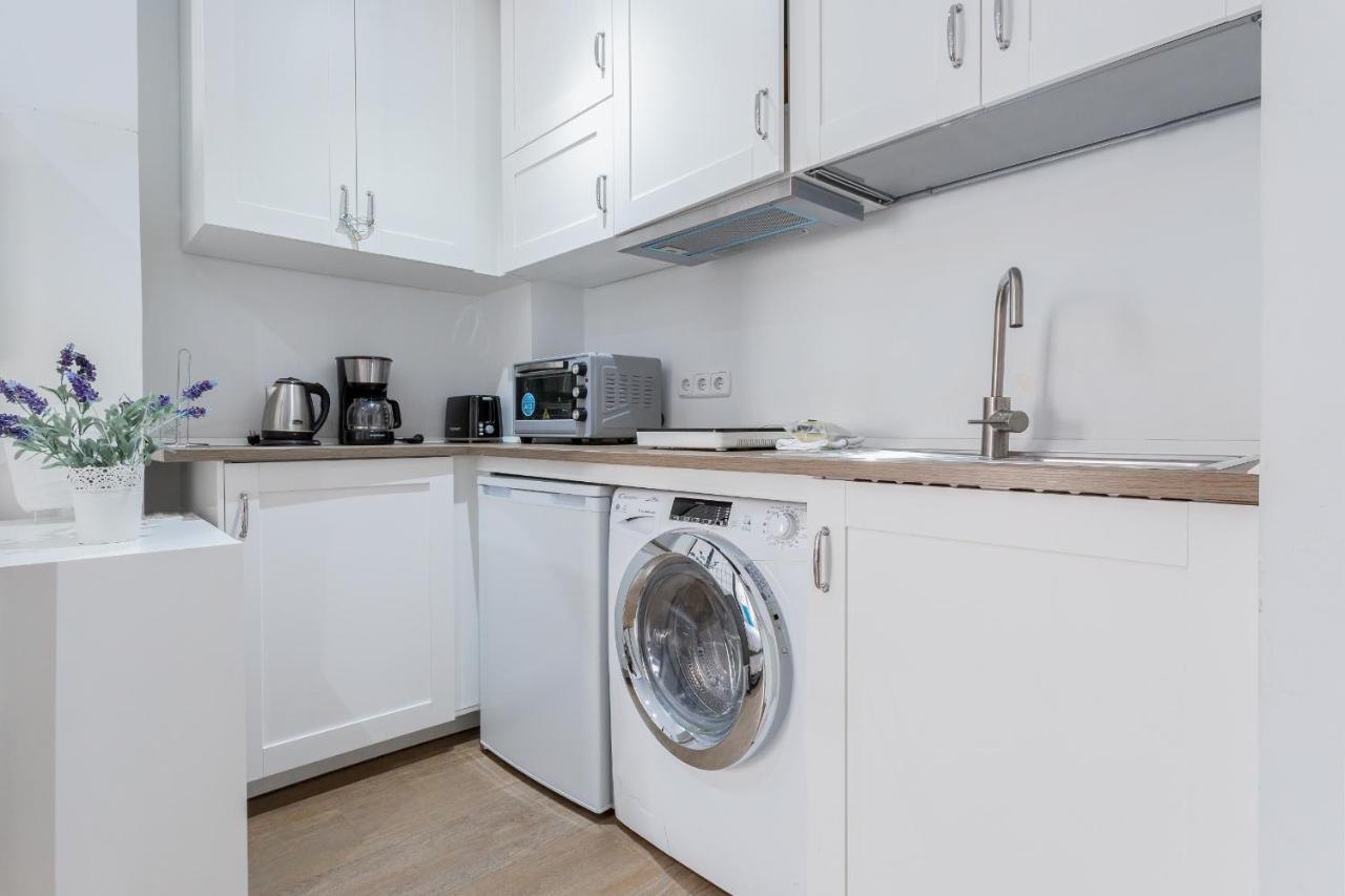 Aparteasy - Goya Ground Floor Studio Madrid Luaran gambar